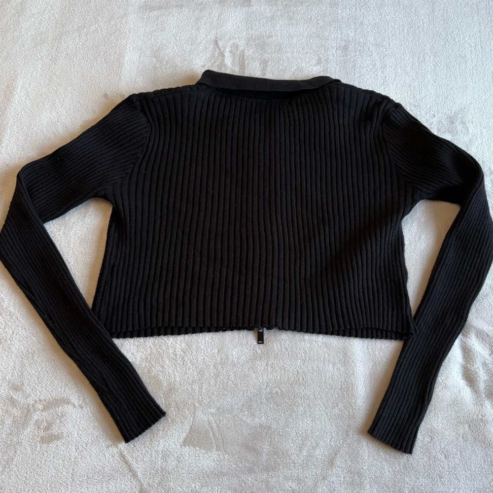 Love Tree Black Cropped Ribbed Sweater - Picture 4 of 7
